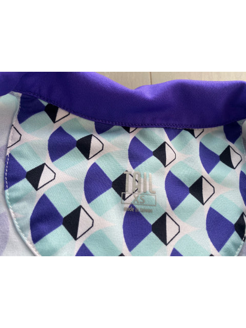 Other Xs tail sleeveless sunshirt (2)