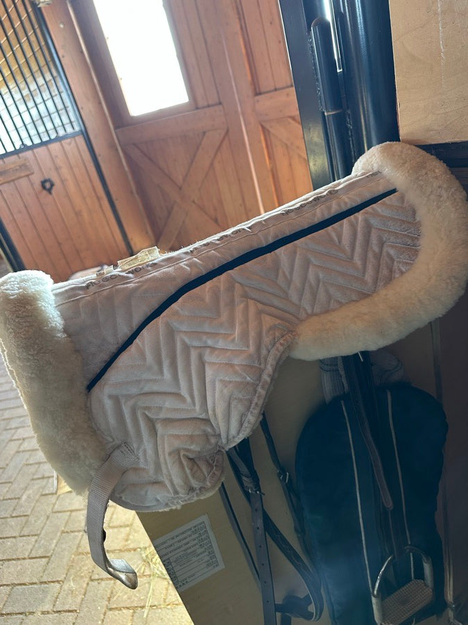 FLEECEWORKS Fleeceworks half pad (2)