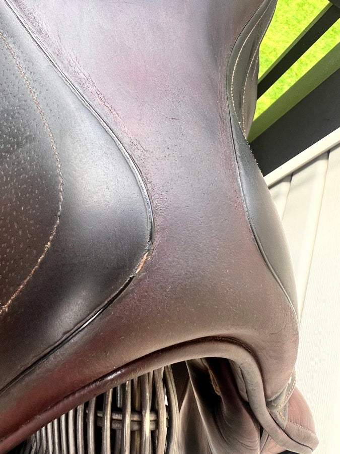 CWD CWD 2g - 17” saddle (8)