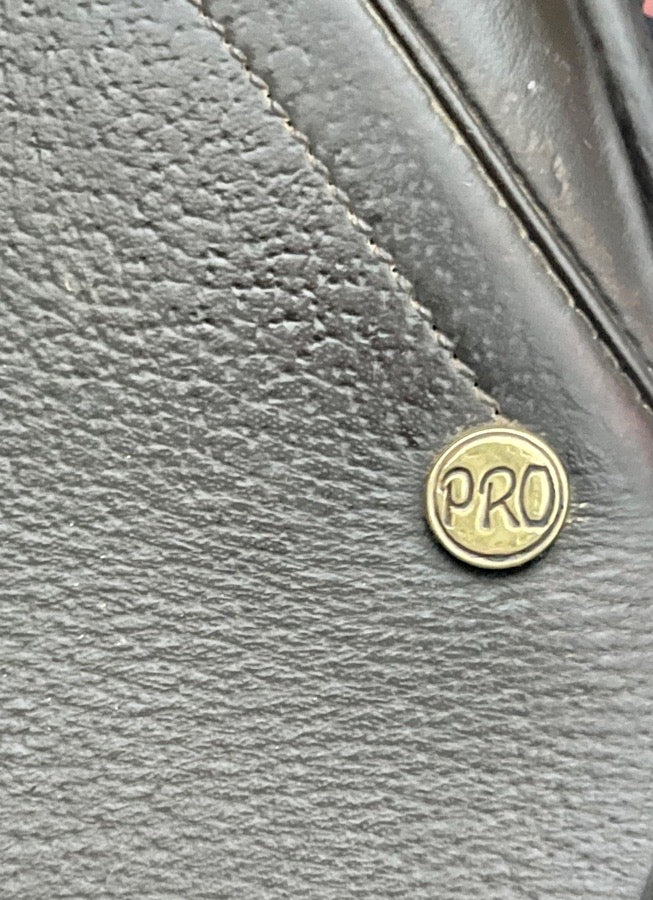 Other Thornhill Pro 17” M AP Saddle (4)