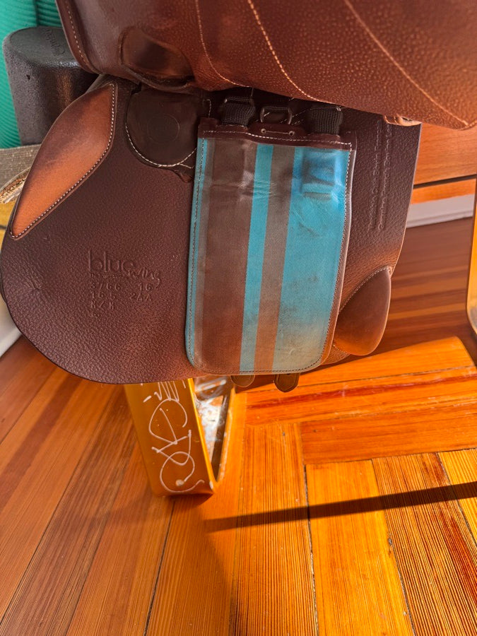 VOLTAIRE 16.5” Voltaire Blue Wing Jump Saddle - Full Buffalo - 2AA Flaps (7)