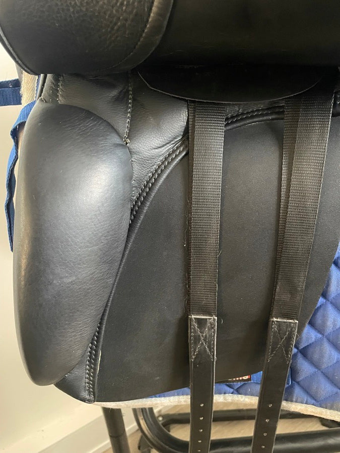 STUBBEN 17” Stubben D Virginia 1894 - 2018 - 32cm wide (3)