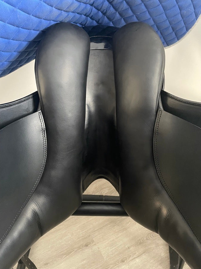 STUBBEN 17” Stubben D Virginia 1894 - 2018 - 32cm wide (8)