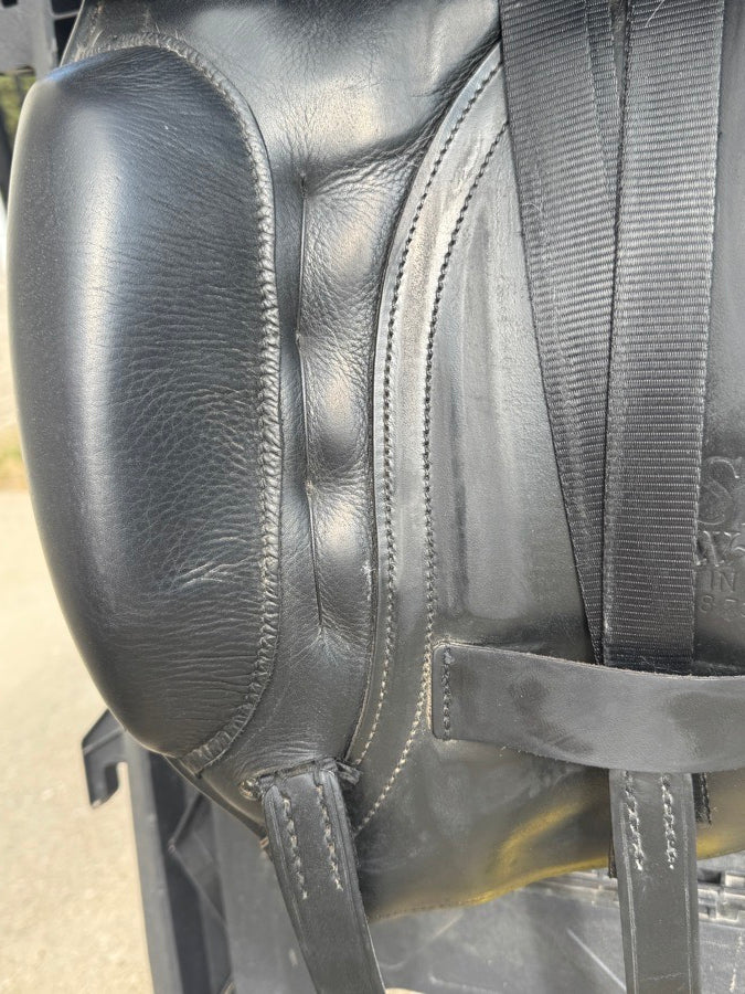 ALBION Albion 18” SL dressage saddle, wide tree, beautiful condition (5)