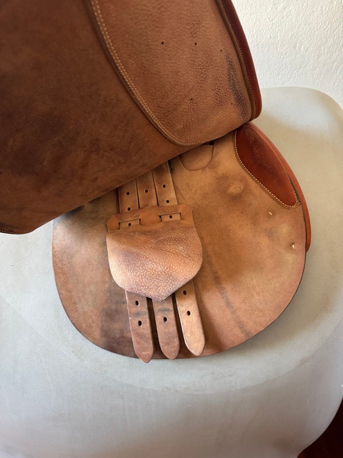 BUTET 17.5” Butet Saddle - Long Flaps - “L” Seat (7)