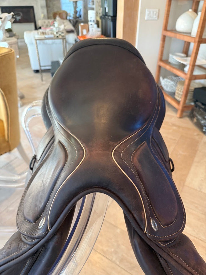 CWD 2021 CWD Mademoiselle 2Gs 17” Jumping Saddle-Medium Tree C2L Flaps Pro Panels (2)