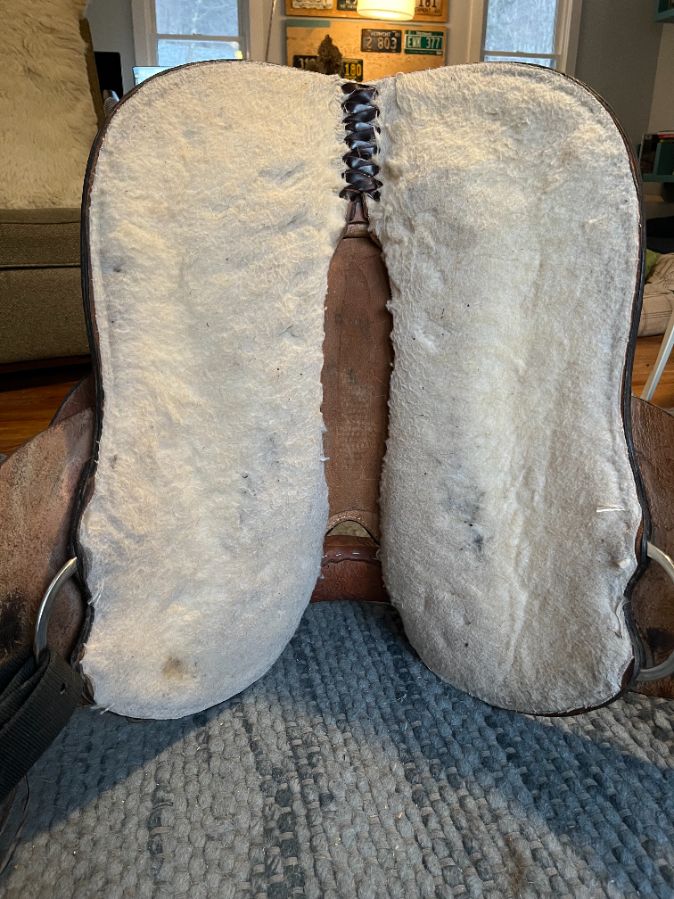 Other Dakota Barrel Racer Saddle 16" (6)