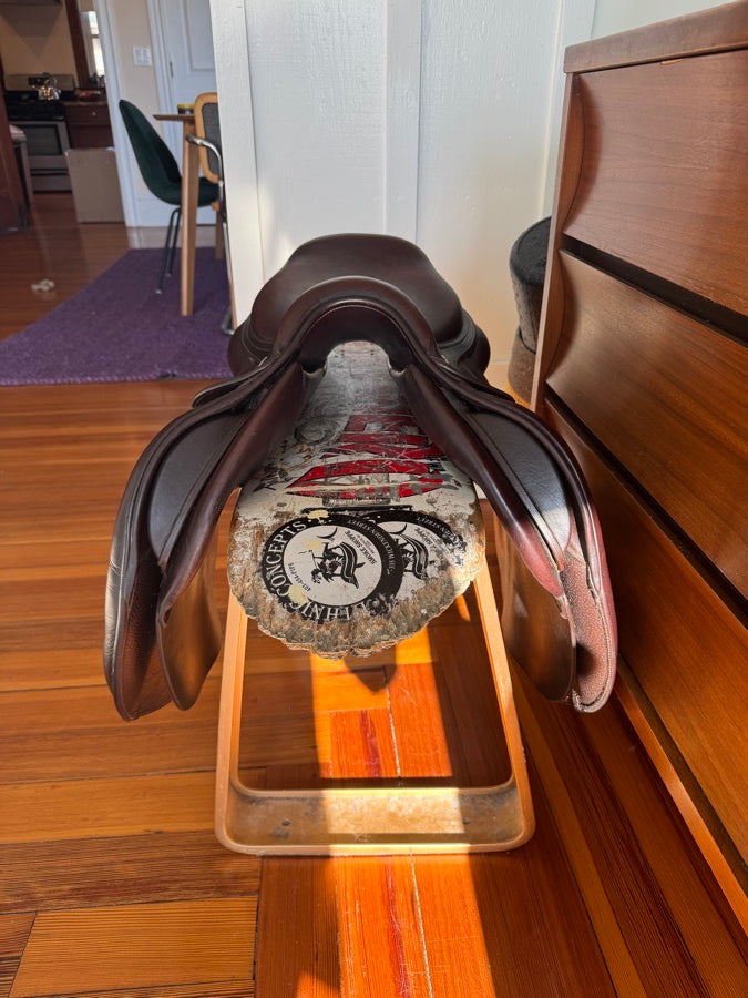 CWD 17” 2020 CWD SE01 Jump Saddle - 3L Flaps - Full Calf! (6)