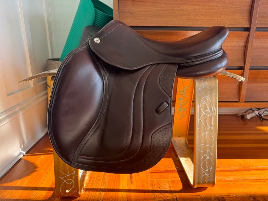 CWD 17” 2020 CWD SE01 Jump Saddle - 3L Flaps - Full Calf!