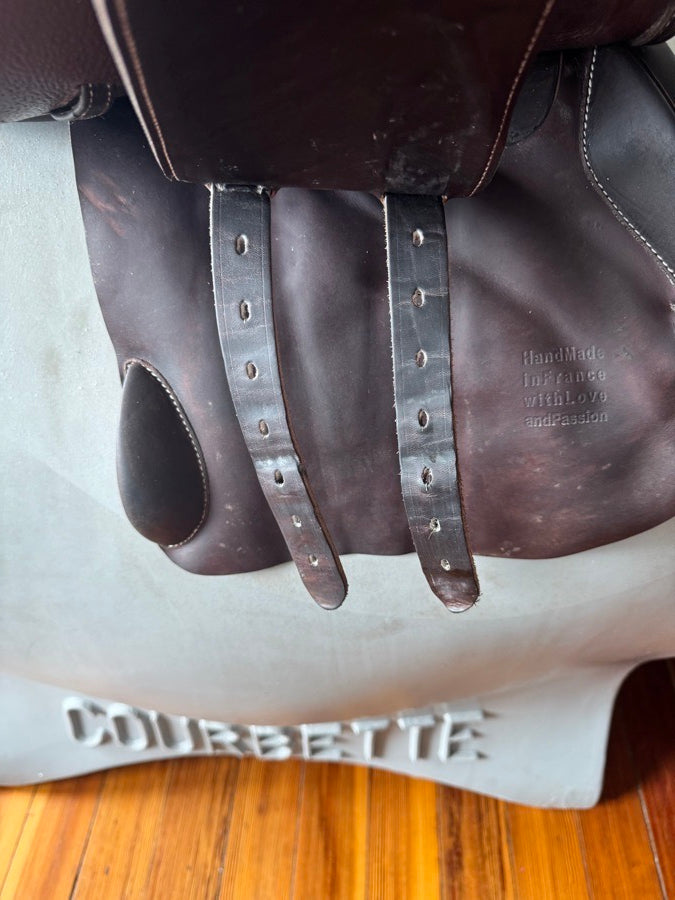 VOLTAIRE 16.5” Voltaire Palm Beach Saddle - 2A - Full Buffalo (4)