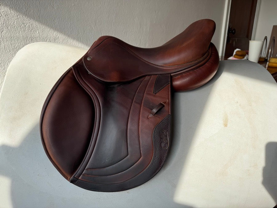 CWD 15.5” CWD SE02 Child / Pony Saddle - 1L - Full Buffalo (2)