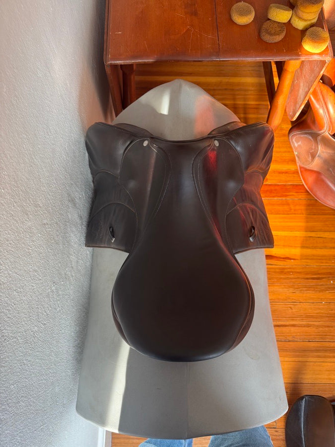 VOLTAIRE 17.5” Voltaire Palm Beach PRO Saddle - 2A - 2016 - Full Buffalo (7)