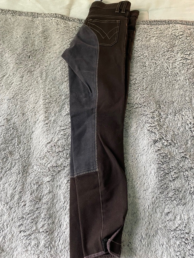 Super cute brown breeches!