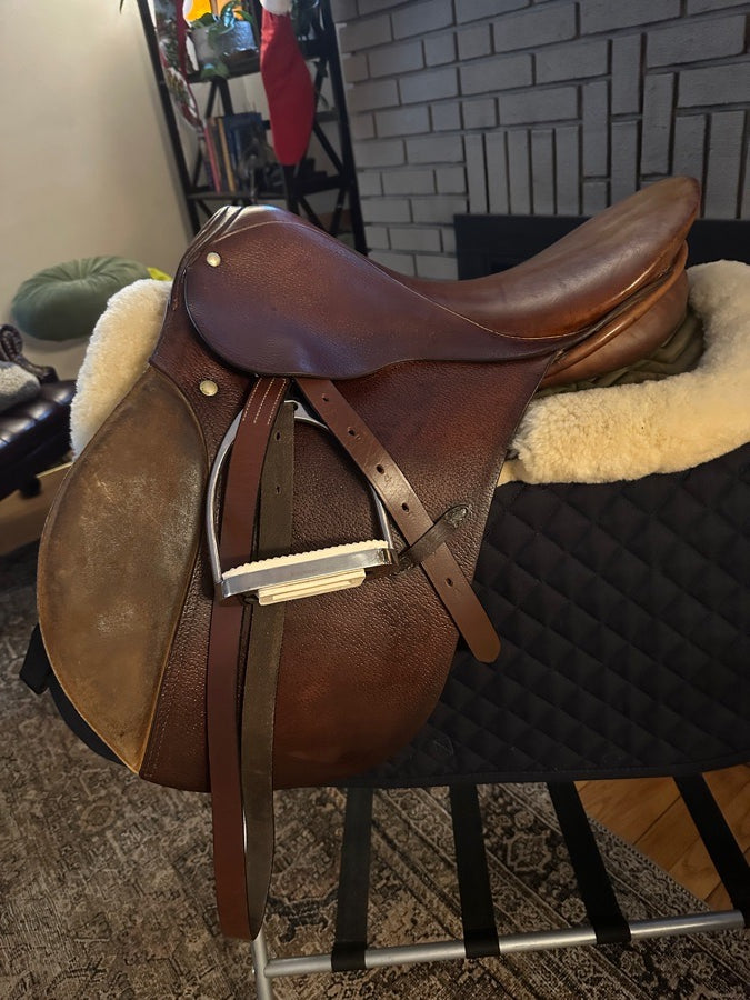 STUBBEN Stubben 16.5” all purpose saddle (2)