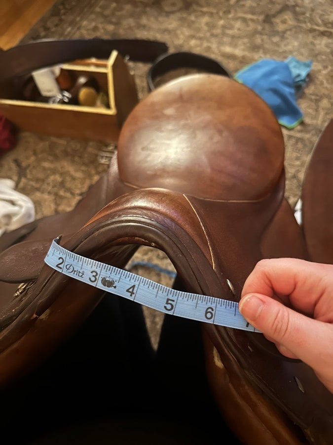 STUBBEN Stubben 16.5” all purpose saddle (4)