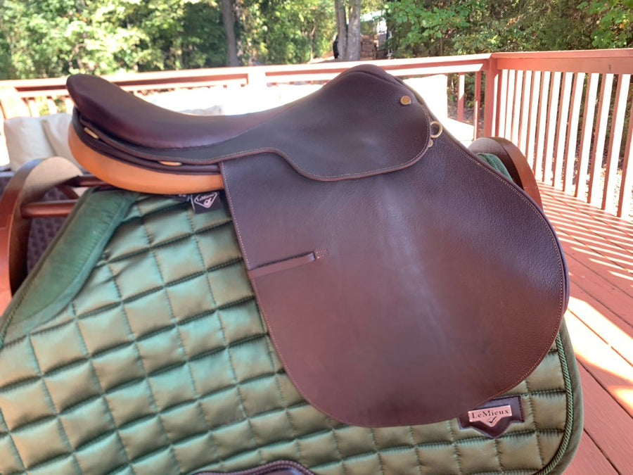 COLLEGIATE Collegiate Close Contact Saddle (8)