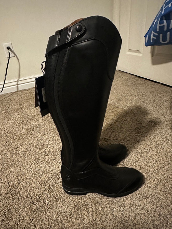 ARIAT Ariat Women’s V Sport Tall Boots (2)