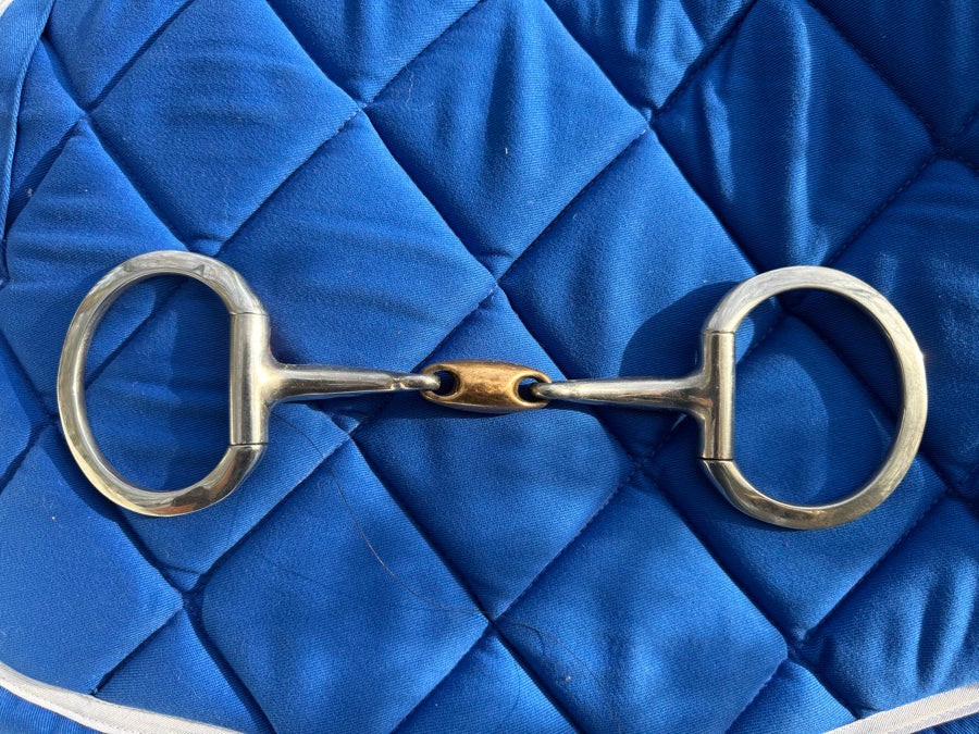 DOVER SADDLERY Oval Link Eggbutt Bit (2)