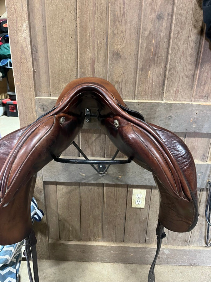 CUSTOM SADDLERY 17” Custom Saddlery Monte Carlo (6)