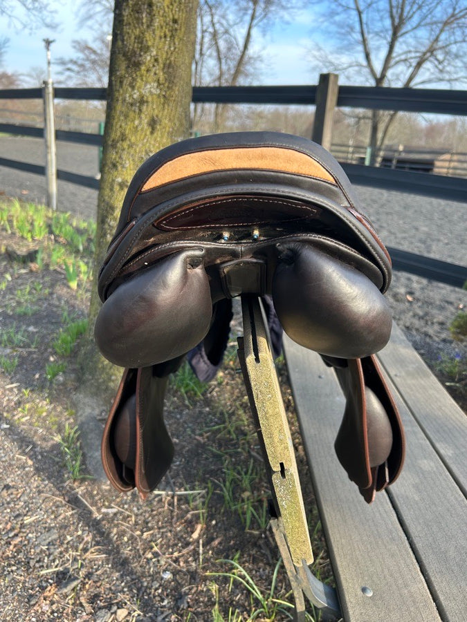 PRESTIGE RARE 18” Prestige S1 Lux Jump Saddle (7)