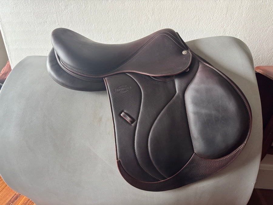 DEVOUCOUX 17” Devoucoux Biarritz O Saddle - 2022 - 2AA - Full Buffalo (2)