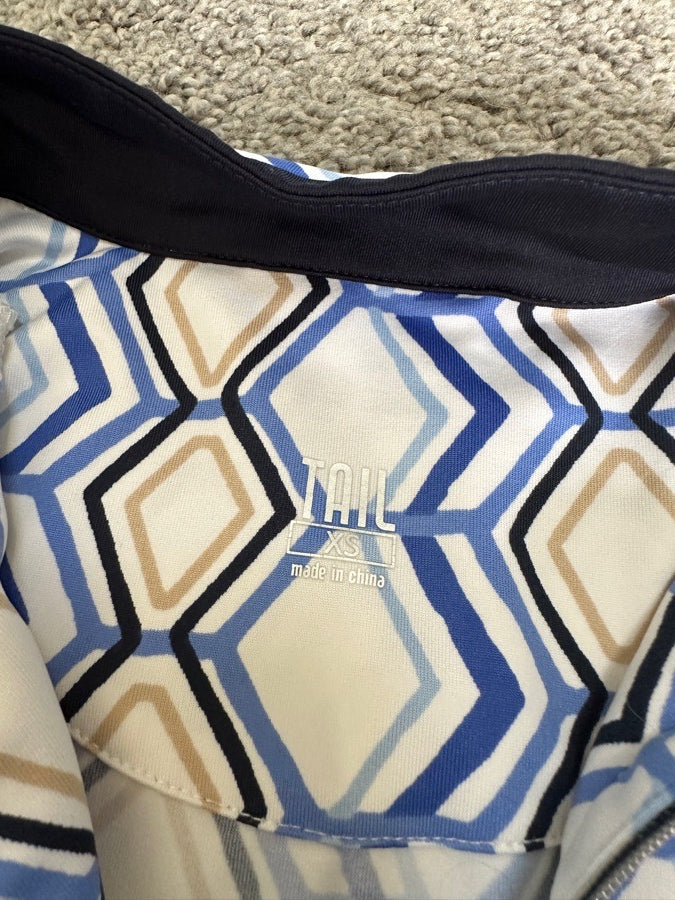 Other Xs tail short sleeve sunshirt (2)