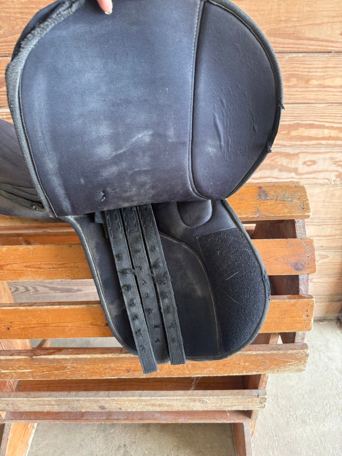 OTHER Black Children’s Saddle (2)