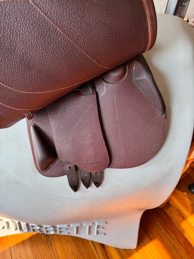 DEVOUCOUX 17” Devoucoux Biarritz S Saddle - Full Buffalo - MINT (3)