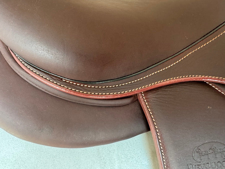 DEVOUCOUX 17” Devoucoux Biarritz S Saddle - Full Buffalo - MINT (5)