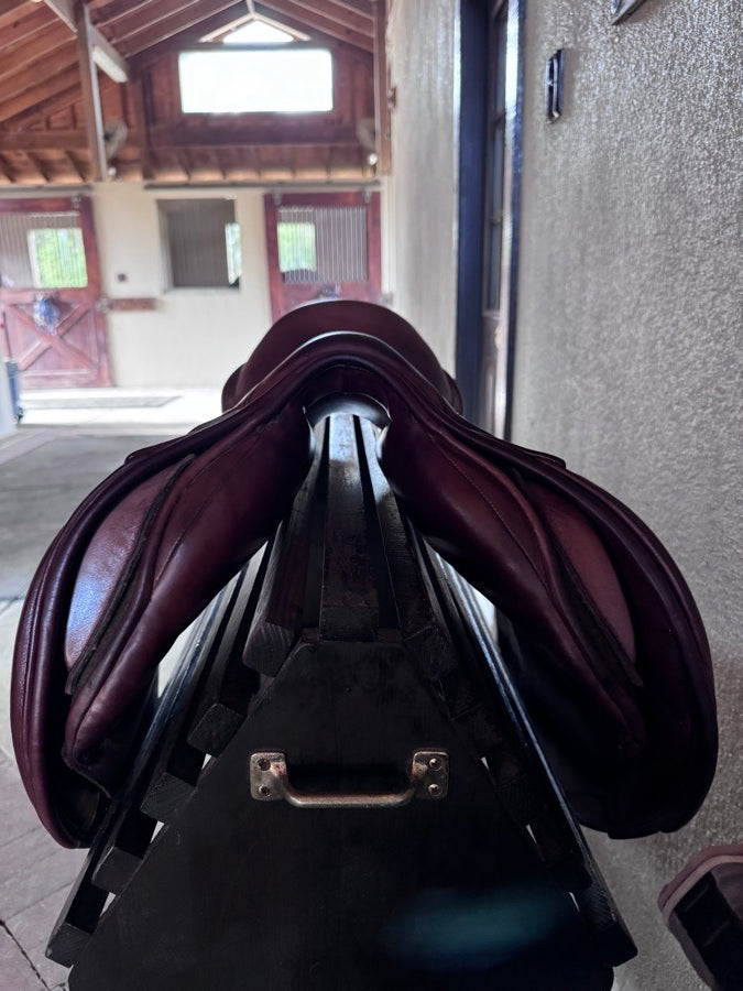 COUNTY County Innovation 17.5” N Jump Saddle (2)