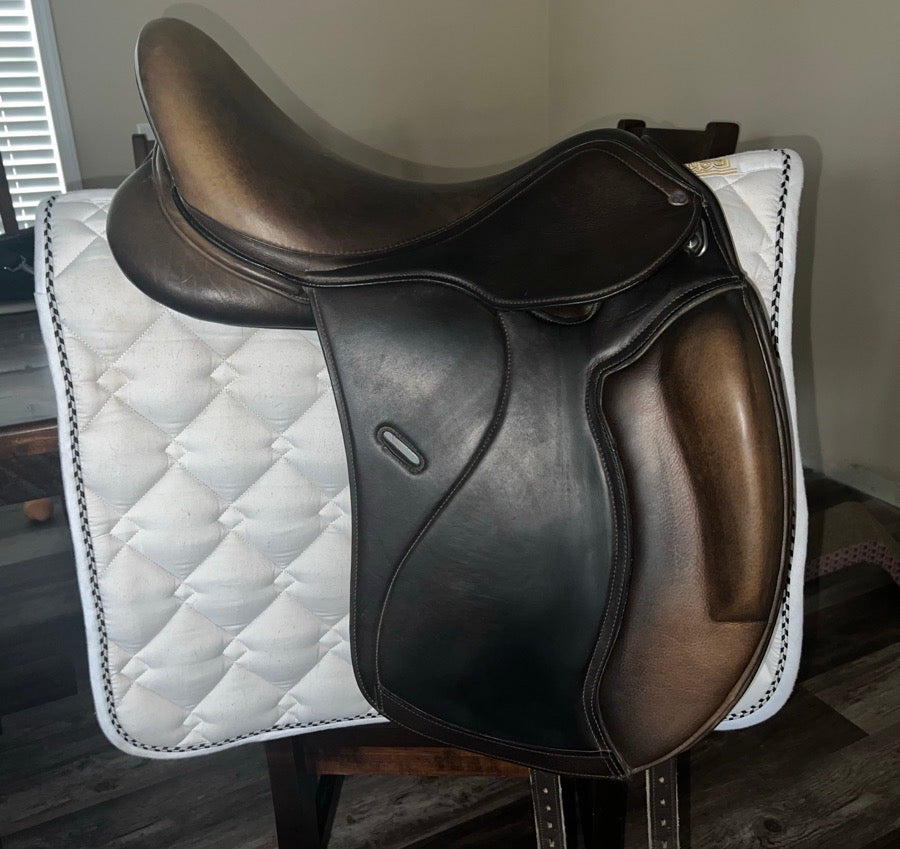 OTHER Cavalletti dressage Saddle  18”