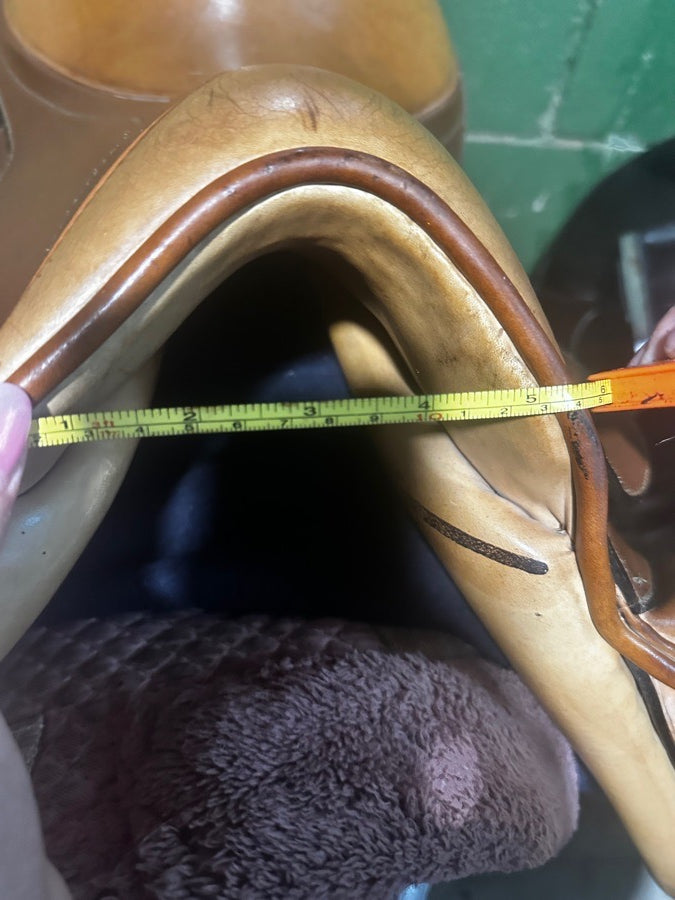 BEVAL 16” wide tree beval saddle (8)