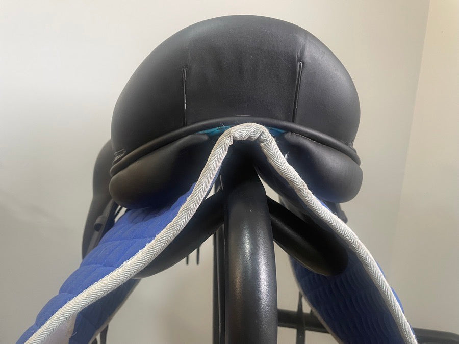 VOLTAIRE 17” Voltaire Adelaide - 2019 -  1A - AO PRO (4)