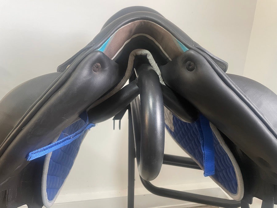 VOLTAIRE 17” Voltaire Adelaide - 2019 -  1A - AO PRO (3)