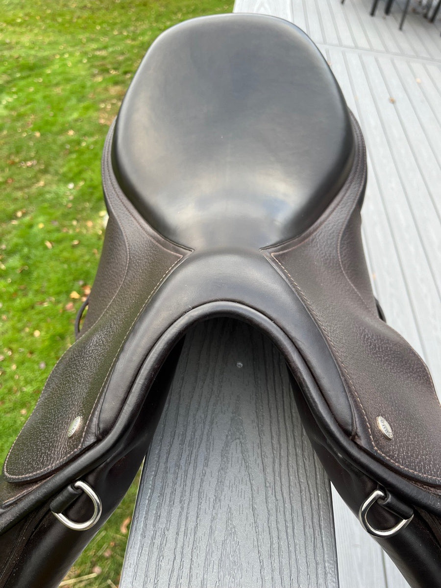 CHILDERIC Luc Childeric 17.5 demo saddle 2021 - wide tree (2)