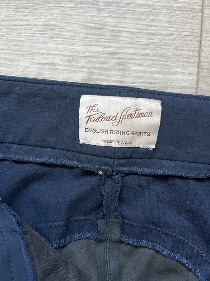 Navy Blue Tailoted Sportsman - Size 30 Women’s