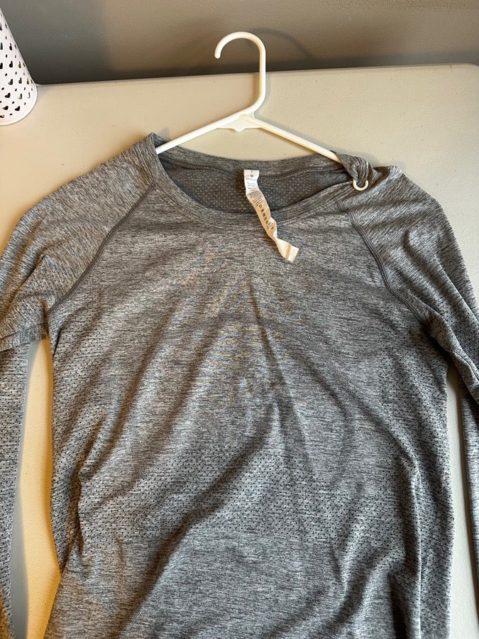 LULULEMON Grey Long Sleeve Lululemon Swiftly Tech