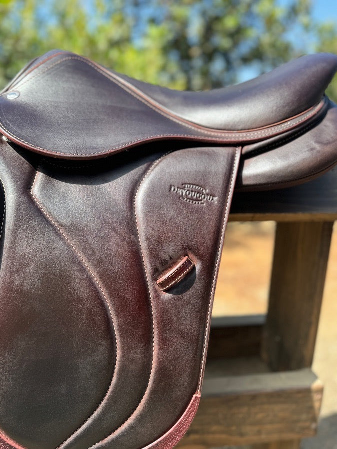 DEVOUCOUX 16’ Devoucoux Biarritz S Full Buffalo Saddle 2024 (4)