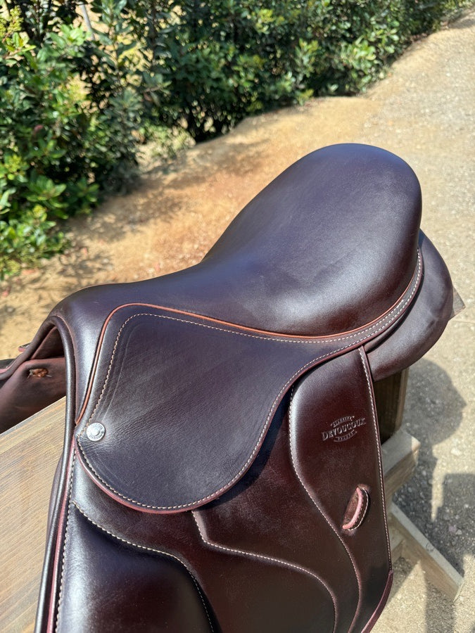 DEVOUCOUX 16’ Devoucoux Biarritz S Full Buffalo Saddle 2024 (3)
