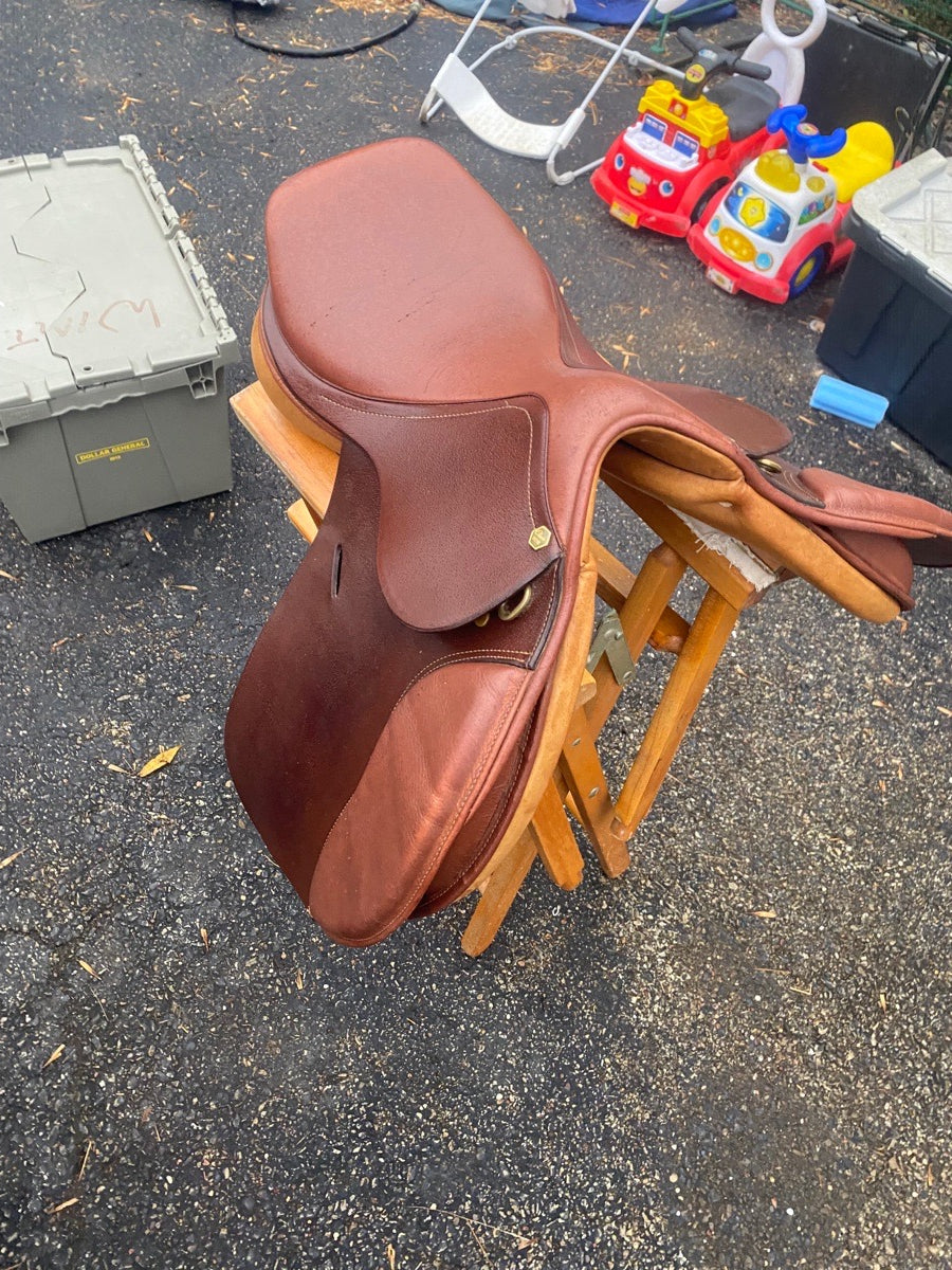 HDR - HENRI DE RIVEL 15” Hunters Saddle (HDR) Youth. In Great condition.