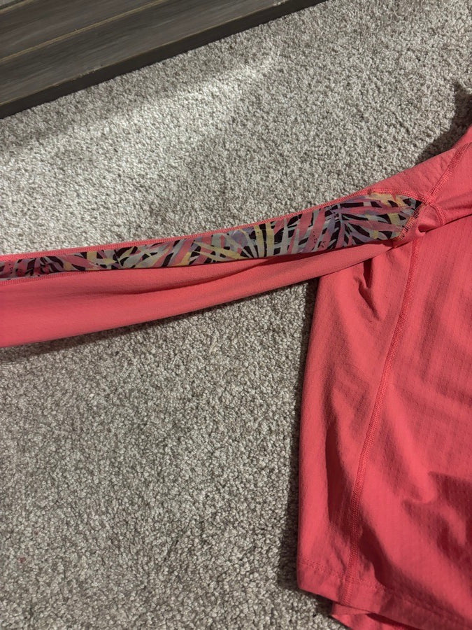 NOBLE OUTFITTERS Pink Noble Outfitter sun shirt (2)