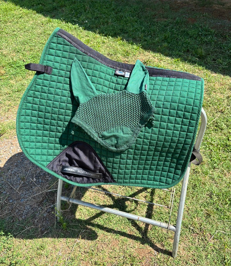 WEATHERBEETA WeatherBeeta Forest Green Show Pad and Ear Bonnet Set
