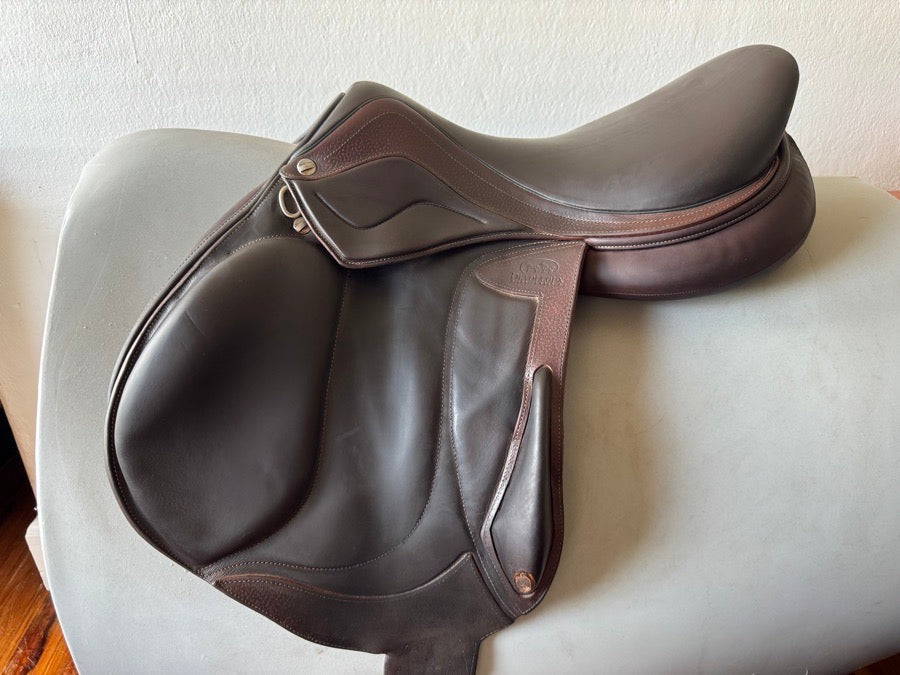 DEVOUCOUX 17.5” 2016 Devoucoux Chiberta Lab Monoflap Saddle - 2AA - Full Buffalo