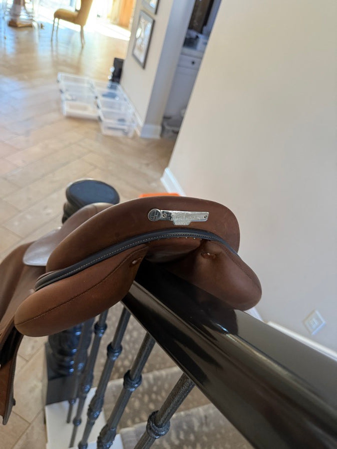ARION !!PRICE DROP!!NEED TO SELL ASAP Arion Custom 17” Jumping Saddle (5)