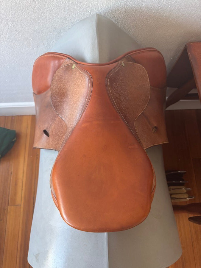BUTET 17.5” Butet Saddle - 2 Flaps - L Seat (4)
