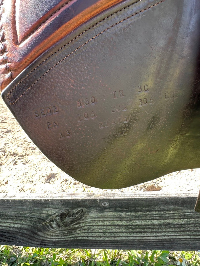 CWD 18” SE02 CWD Saddle (7)