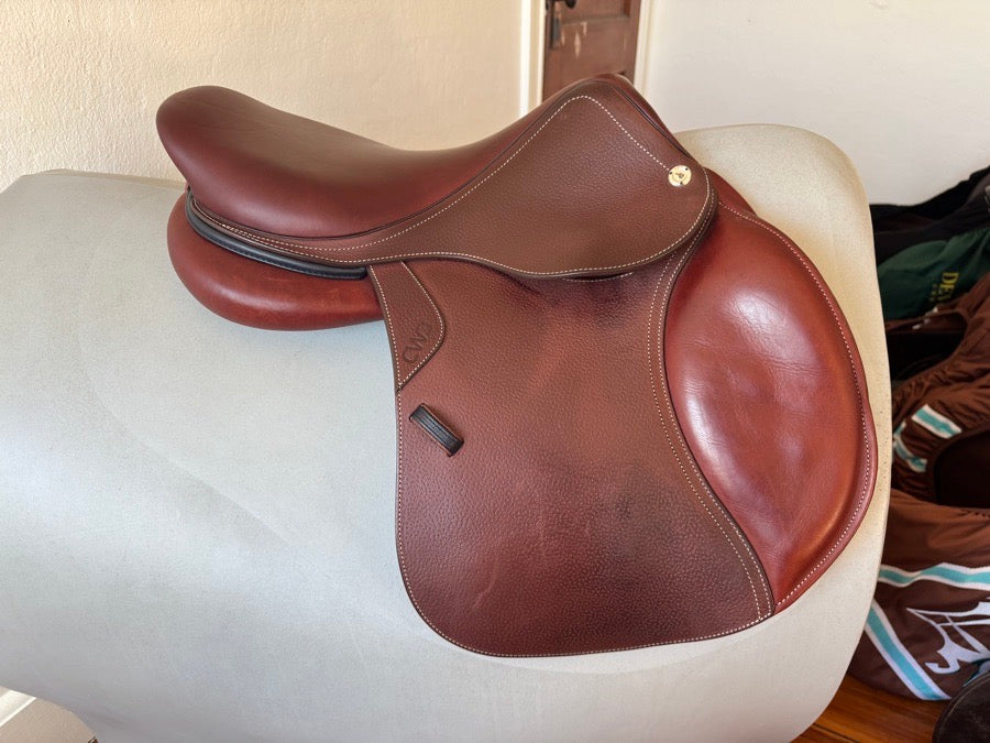 CWD 17” CWD SE03 PRO Saddle - 2024 - 1L - Grained Buffalo - NEW (3)