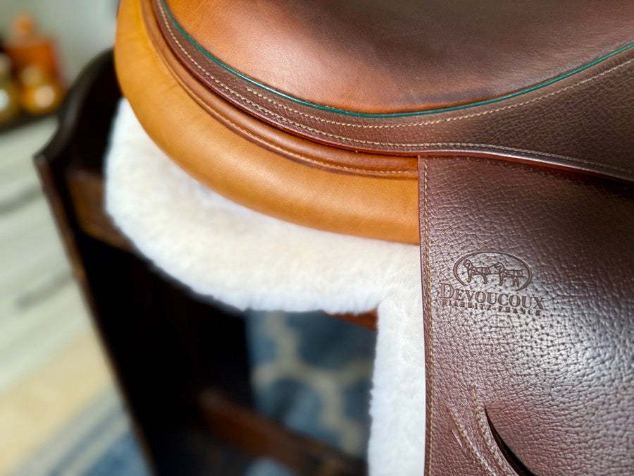 DEVOUCOUX 2013 Devoucoux Oldara | 18” | 4 Flap| Arcade Normale| EXCELLENT CONDITION!!! (6)