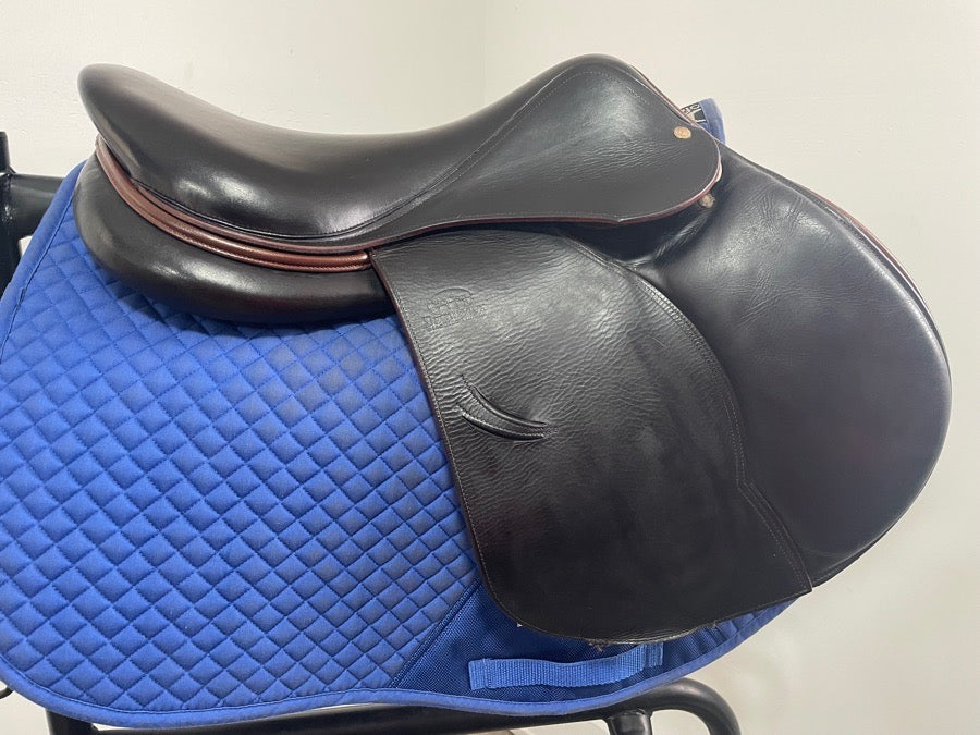 DEVOUCOUX 17.5” Devoucoux Oldara - 2014 - 1A - 4.25” dot to dot (2)