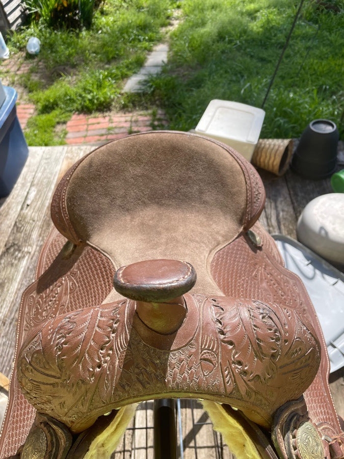 Other Western Saddle (Need gone!) (2)